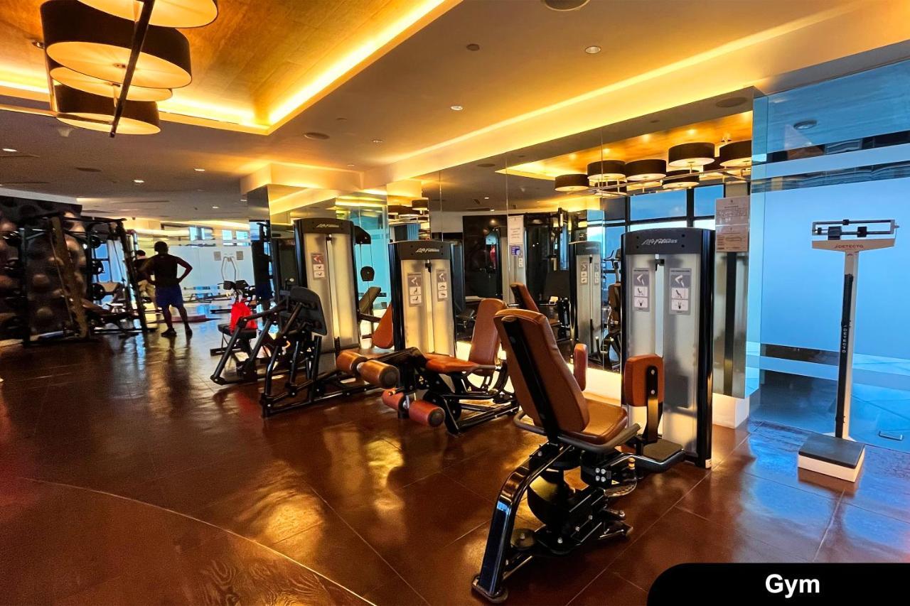 The Gramercy Residences Manille Extérieur photo