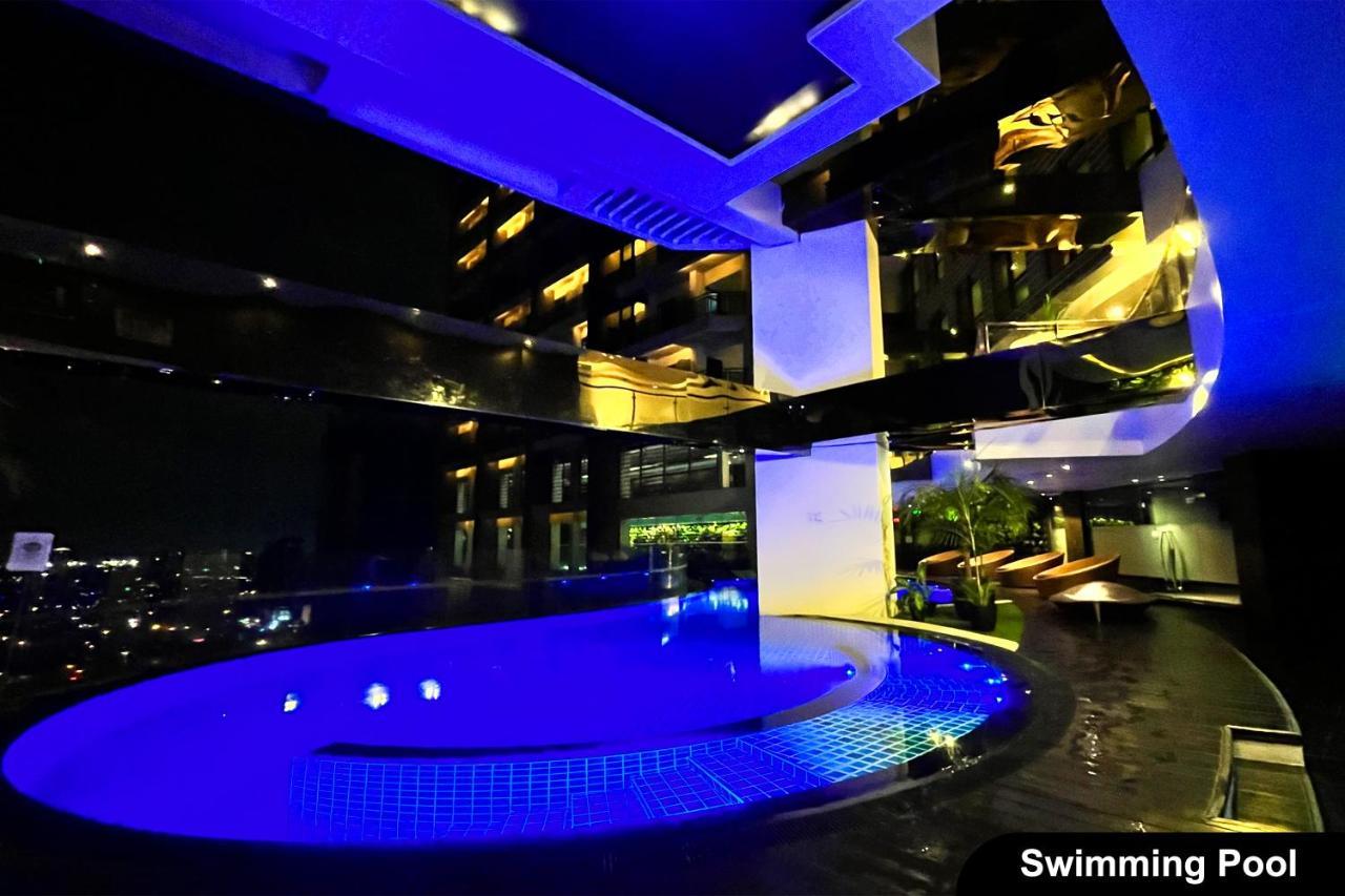 The Gramercy Residences Manille Extérieur photo